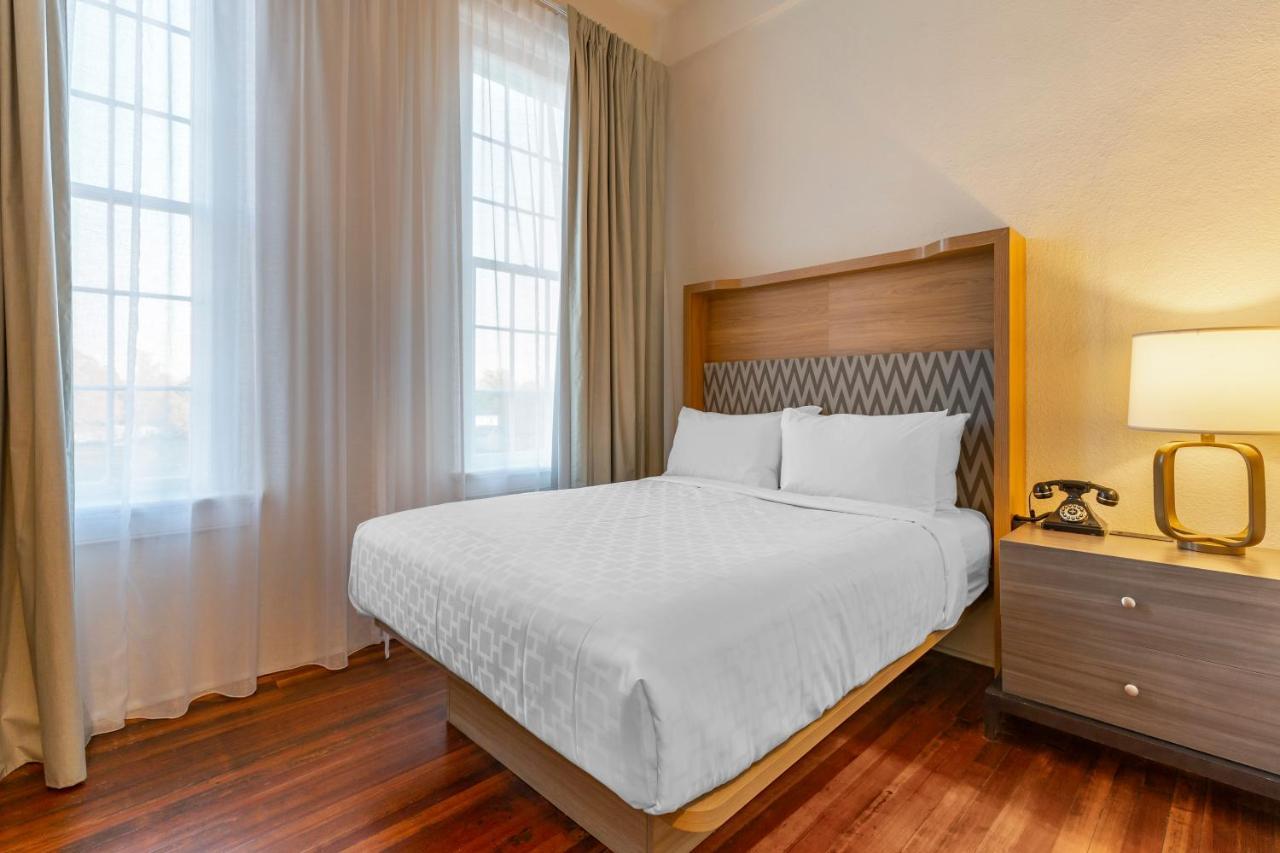 Inn At Blackstone ภายนอก รูปภาพ